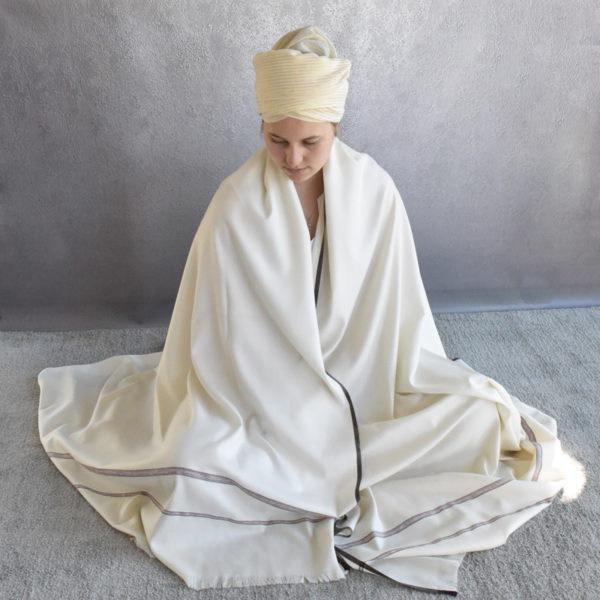 Meditation prayer shawl extra large wool patterned